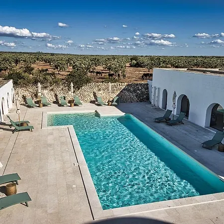 公寓 Masseria Rescio 阿韦特拉纳