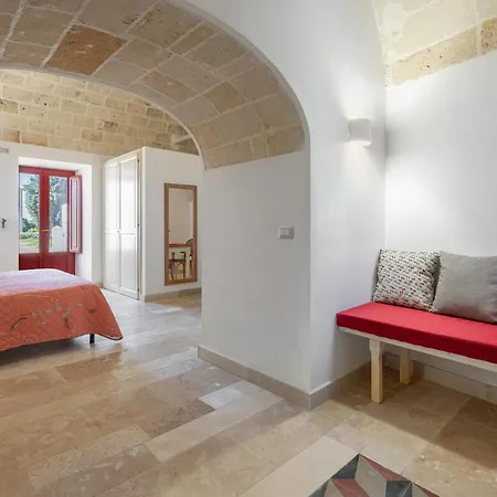 公寓 Masseria Rescio 阿韦特拉纳